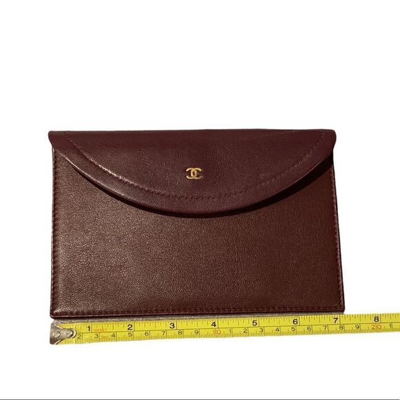 CHANEL Burgundy Leather Clutch Insert - Picture 12 of 16